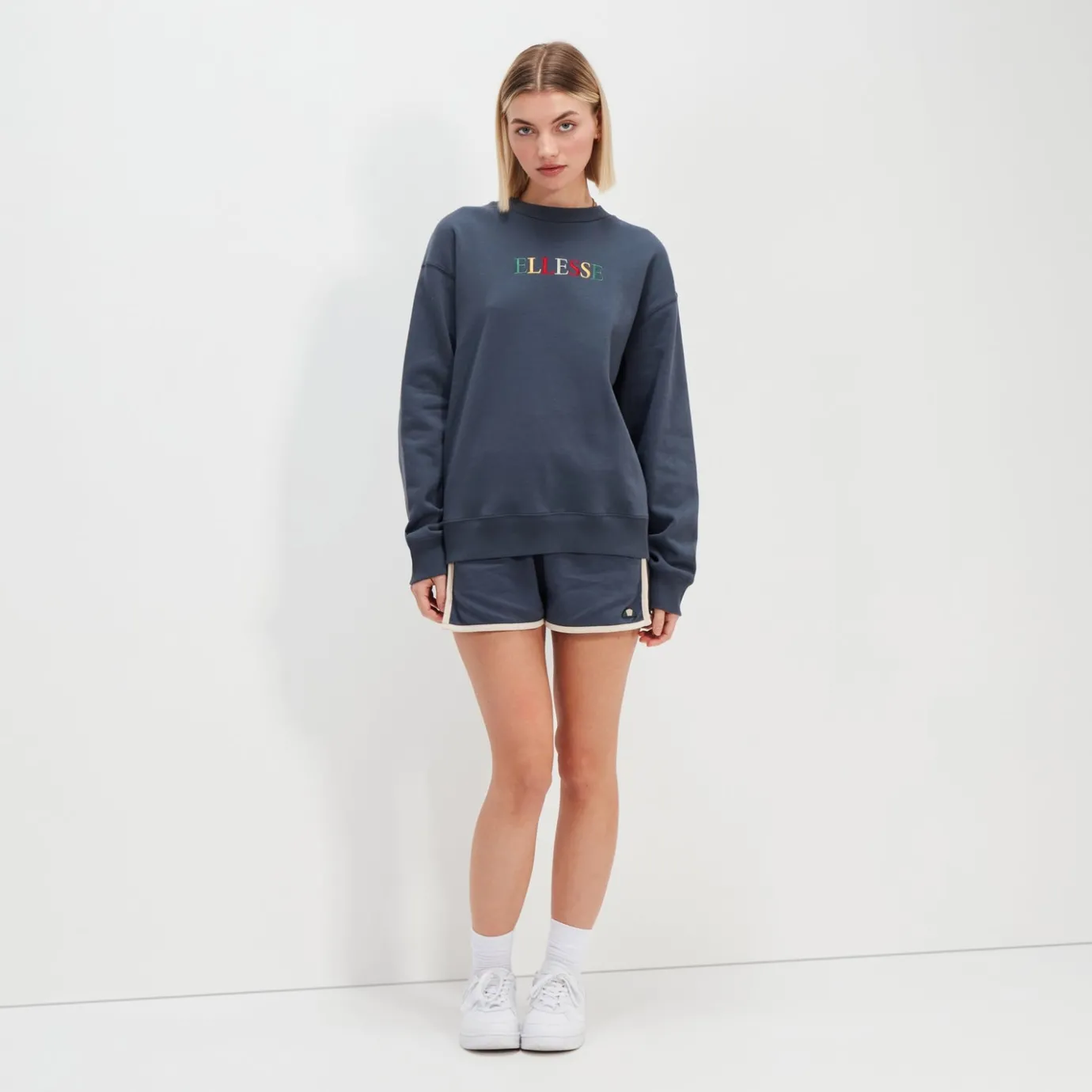 Ellesse Sweatshirt Divina für Damen Dunkelblau>Damen Hoodies & Sweatshirts