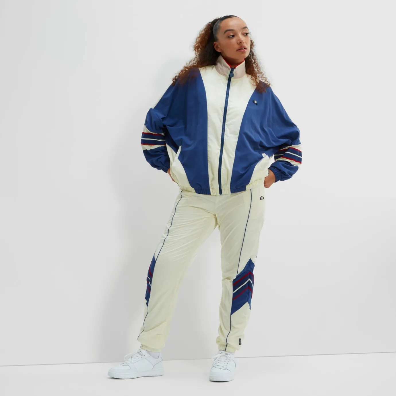 Ellesse Trainingsoberteil Rodeo Cremeweiß für Damen>Damen Tops