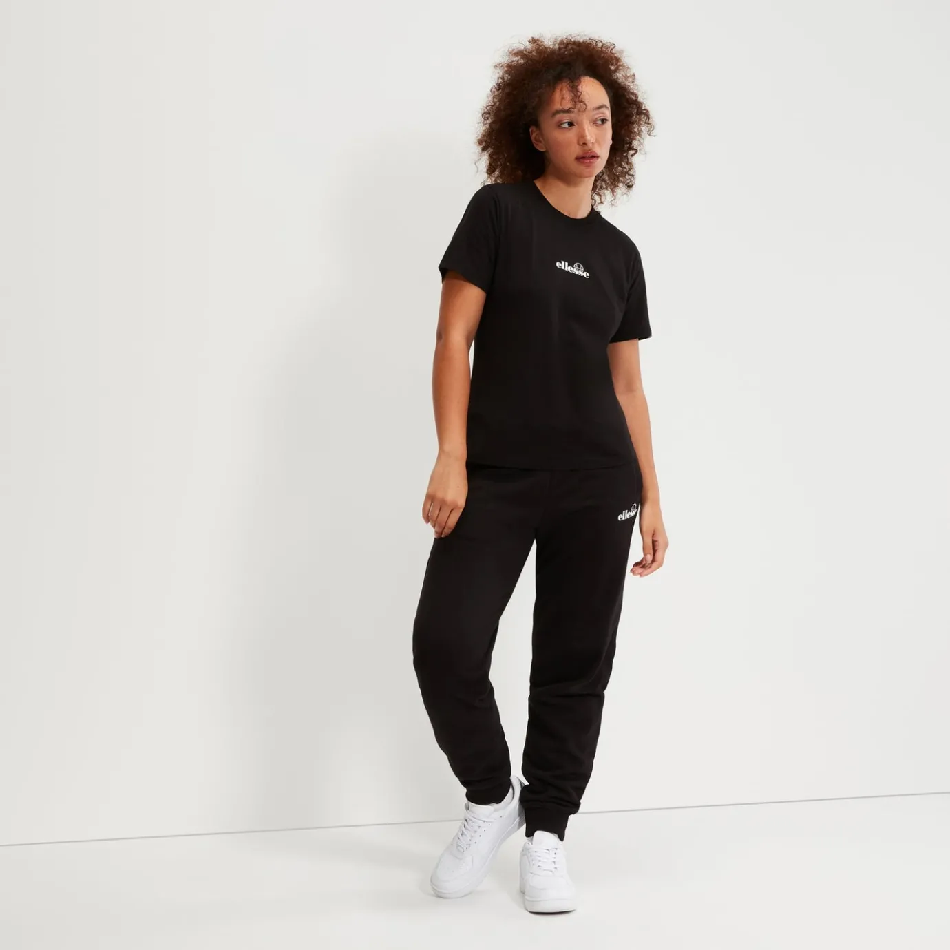 Ellesse T-Shirt Svetta für Damen Schwarz>Damen Tops